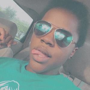 Meet your Posher, Tierra